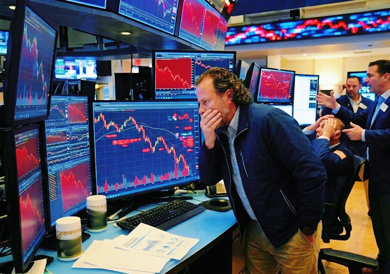 Dow Drops 500 Points as Inflation Report Sends Major Indexes Lower